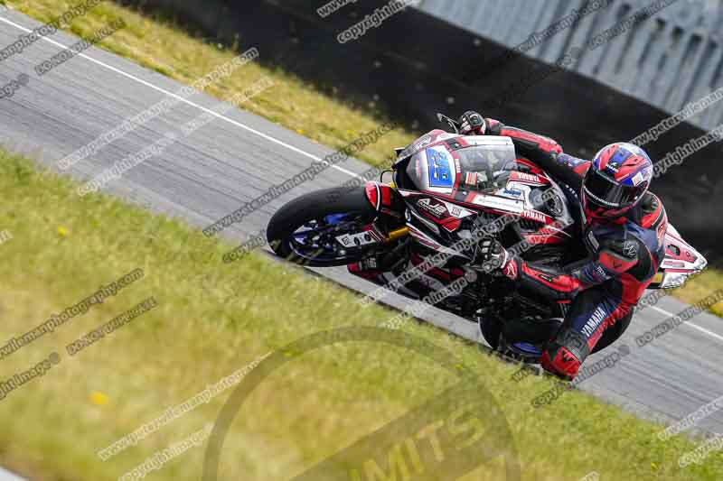 enduro digital images;event digital images;eventdigitalimages;no limits trackdays;peter wileman photography;racing digital images;snetterton;snetterton no limits trackday;snetterton photographs;snetterton trackday photographs;trackday digital images;trackday photos